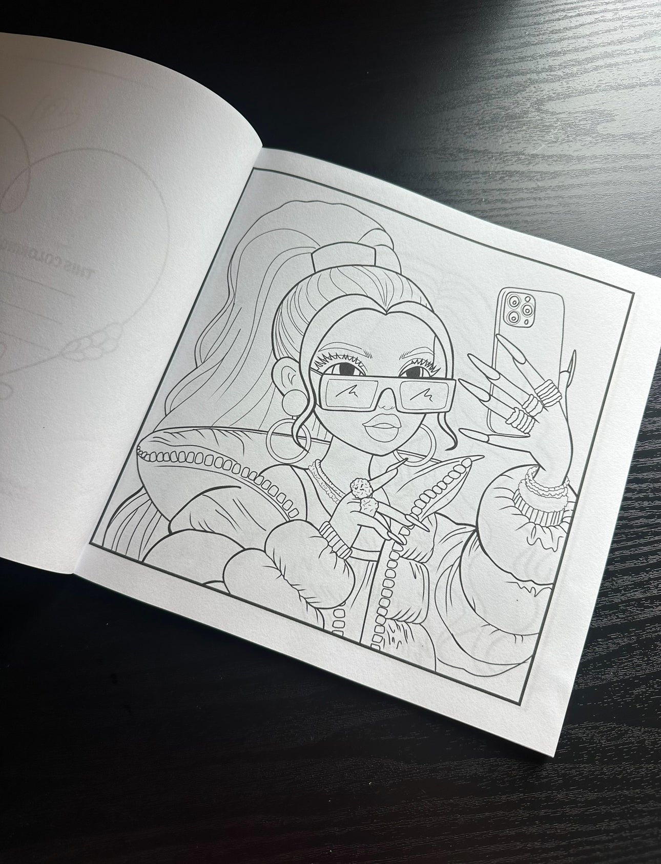Inna Brandi. Yes, Girl! coloring book